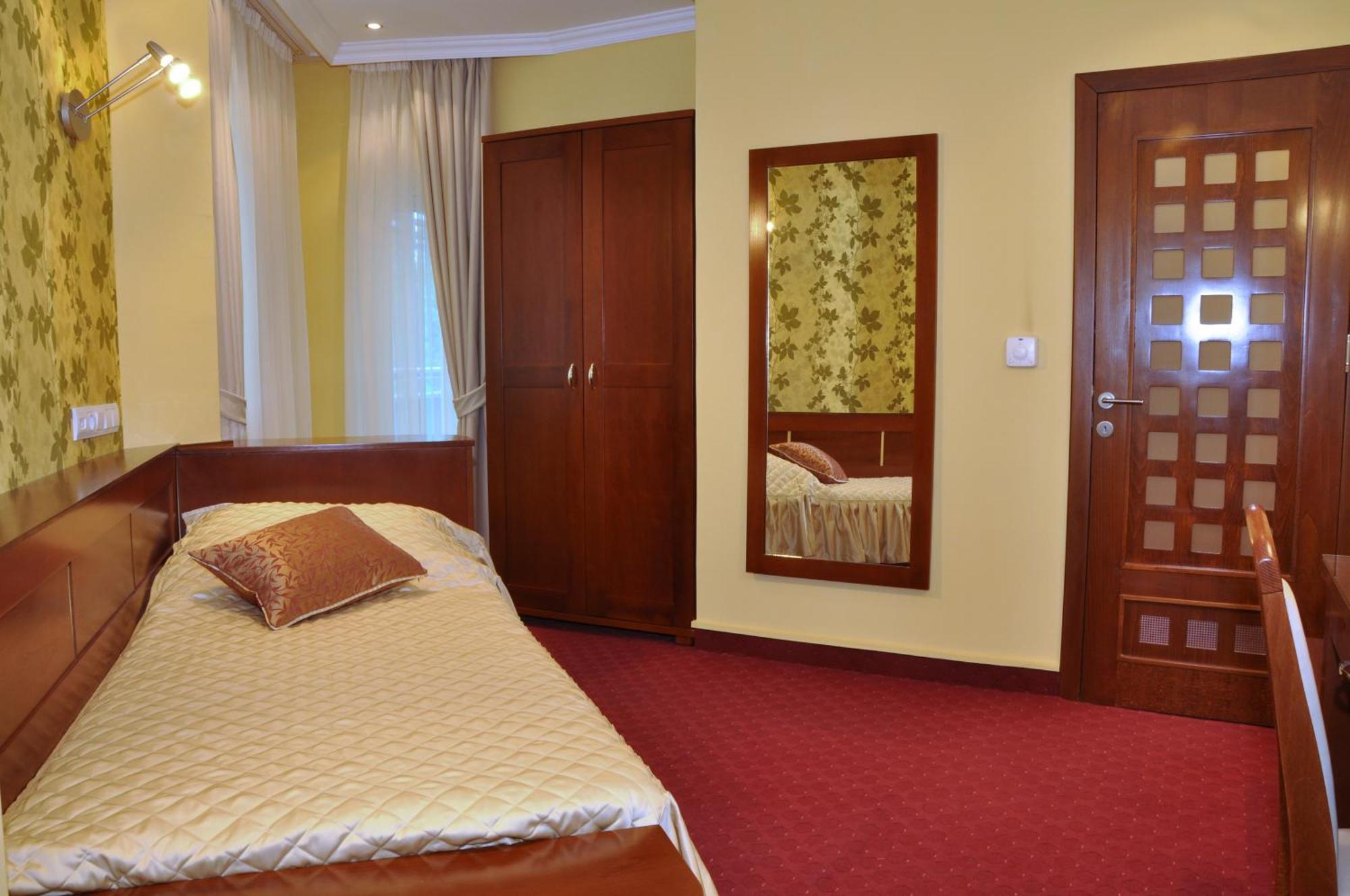 Hotel Botika Kraljevo Exteriér fotografie